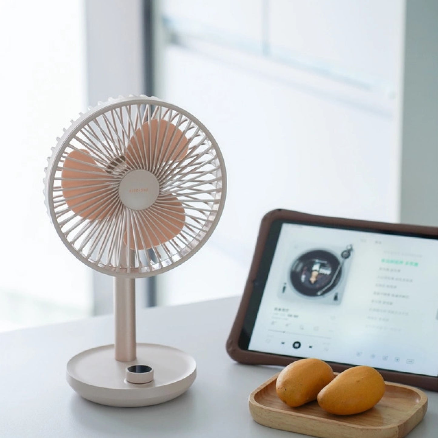 AISOLOVE F21 Wide-Angle Auto Oscillation USB Desktop Fan 4000mAh 广角自动摇头USB桌面风扇