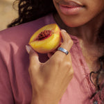 Load image into Gallery viewer, Oura Ring 5 Health &amp; Fitness Tracker Smart Ring, Silver